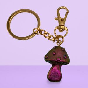Small fuchsia to green duo chrome mushroom keychain